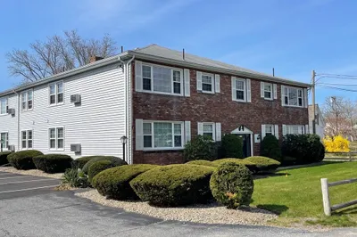 159 Center Street #4 1