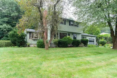 13 Massachusetts Dr 1