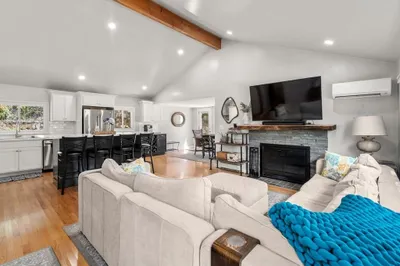 21 Livingstone Ln 1