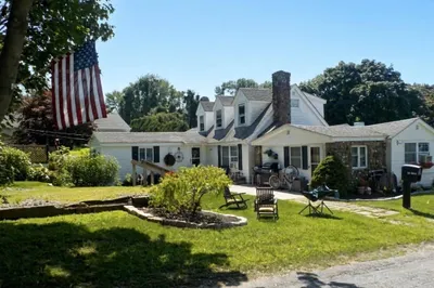 25 Yale Avenue 1