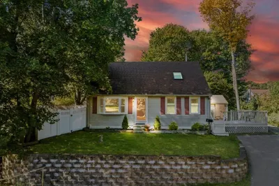 20 Winthrop Ave