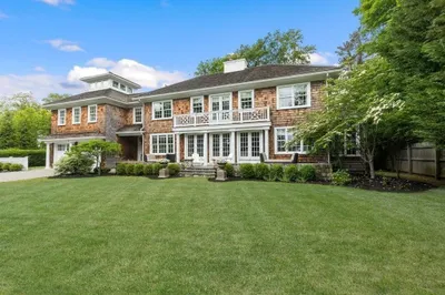 384 King Caesar Rd 1