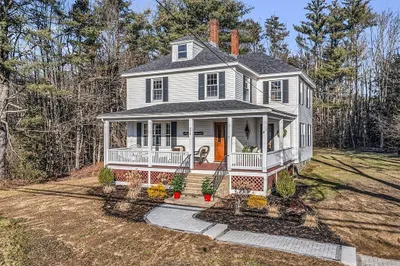 290 Maple St.