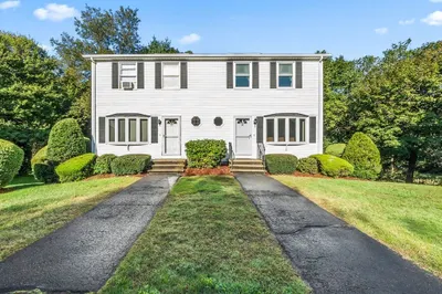 24 Northwoods Cir #24 1