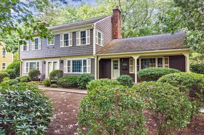 170 Coventry Ln 1