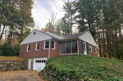 124 Brimfield Road
