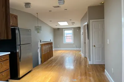 137 West Eighth Street #3