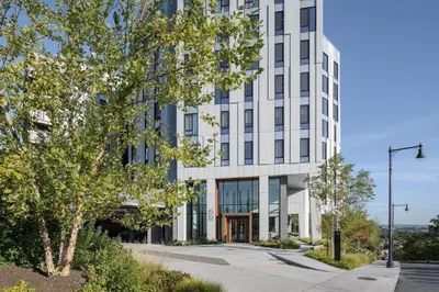 1515 Commonwealth Ave #303