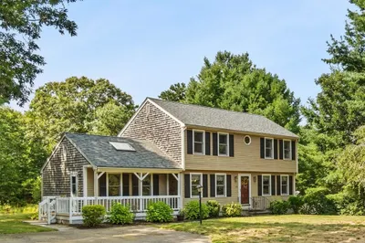 66 Raymond Rd 1
