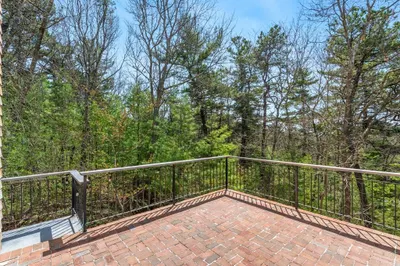 6 Hickorywood 1