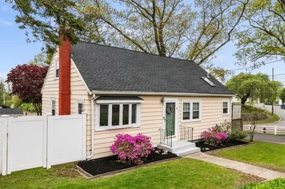 18 Elizabeth Rd 1
