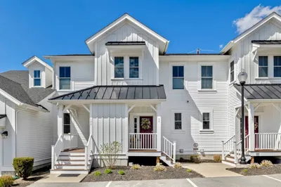 299 Lexington St #99