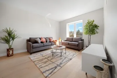932 Broadway #305