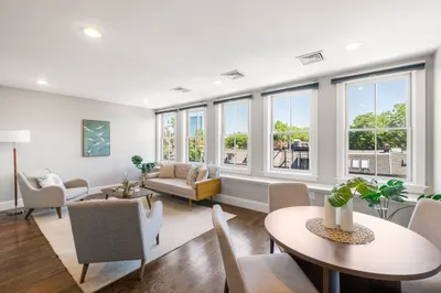 668 Massachusetts Ave #4 1