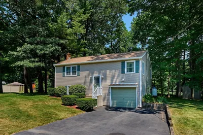 65 Dunphy Dr 1