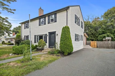 26 Vista Dr 1