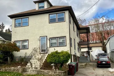 211 Mount Saint Charles Ave #2