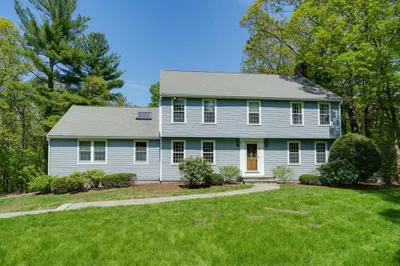 16 Brimstone Ln 1