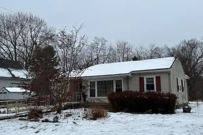 551 Lafleur Dr