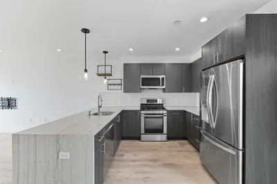 27 Carter St #2
