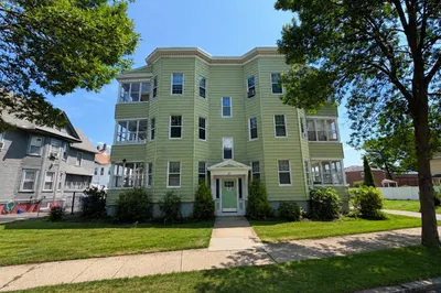 15-19 Litchfield St 1