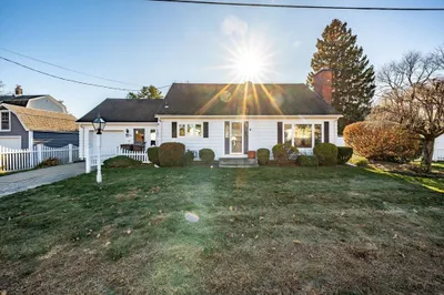 12 Coolidge Ave