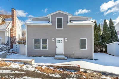 23 Hillcrest St 1