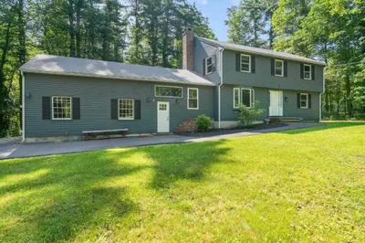 44 Curtis Rd