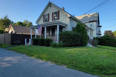 35 Pine Ave