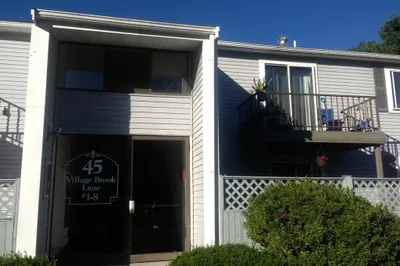 45 Village Brook Ln #5 1