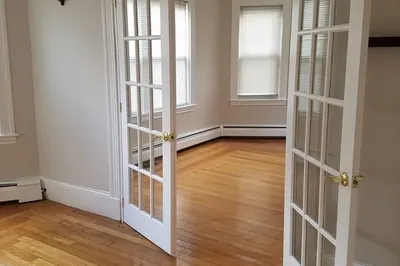 136 Middlesex Rd #1