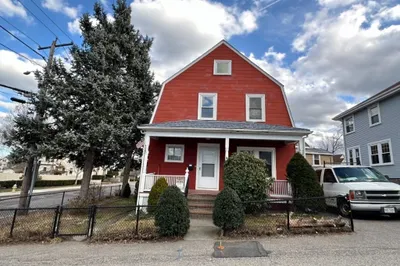 31 Francis Ave