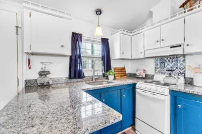 93 Grochmal Ave #96