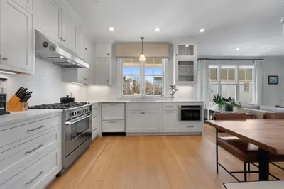 38 P St #3