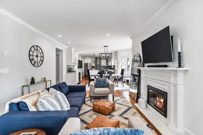 216-218 Central Ave #218