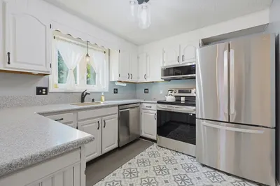 12 Marywood St #B 1