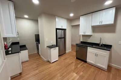 1542 Commonwealth Ave #1