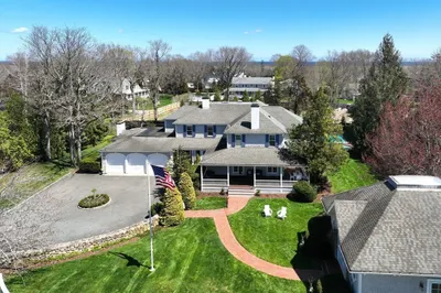 30 Crooked Lane 1