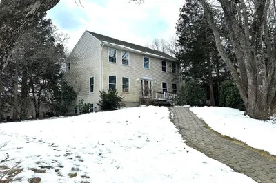 17 Deerfield Road 1