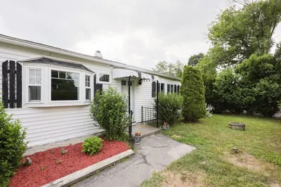 23 Laurie Ln 1