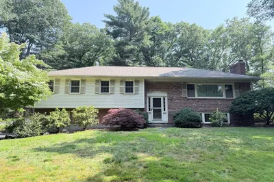 40 Bakers Hill Rd
