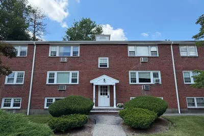 222 School St #4 1