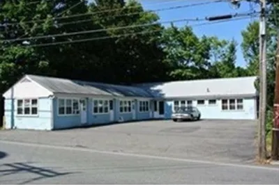 352 Main St #10