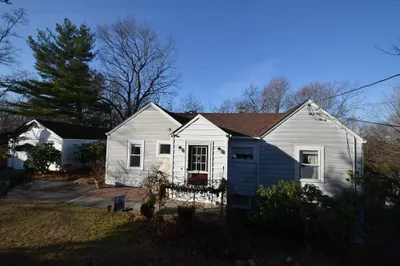 25 Green St