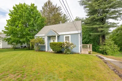 41 W Elm St