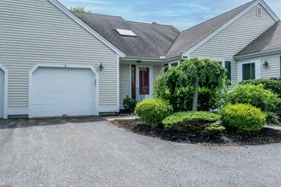 3 Bonwood Dr #203