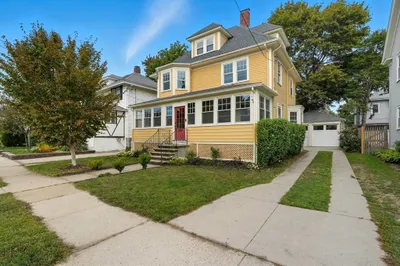27 Johnson Ave 1