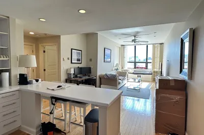 160 Commonwealth Avenue #704