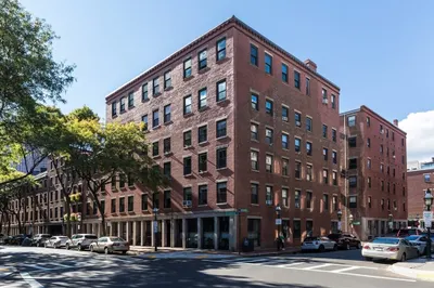 120 Commercial St #3-1