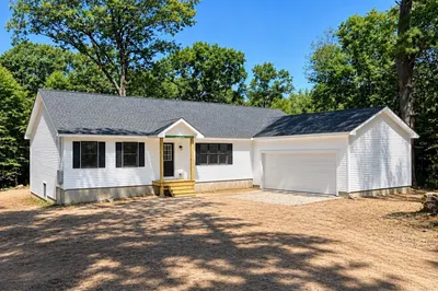 50 Secret Lake Rd 1